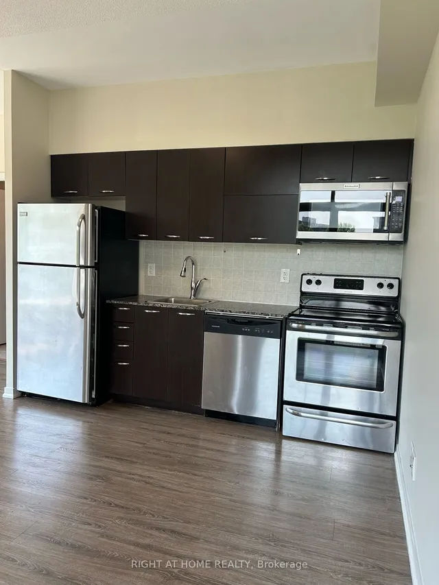 Additional image 13 of 38 Joe Shuster Way Unit 318