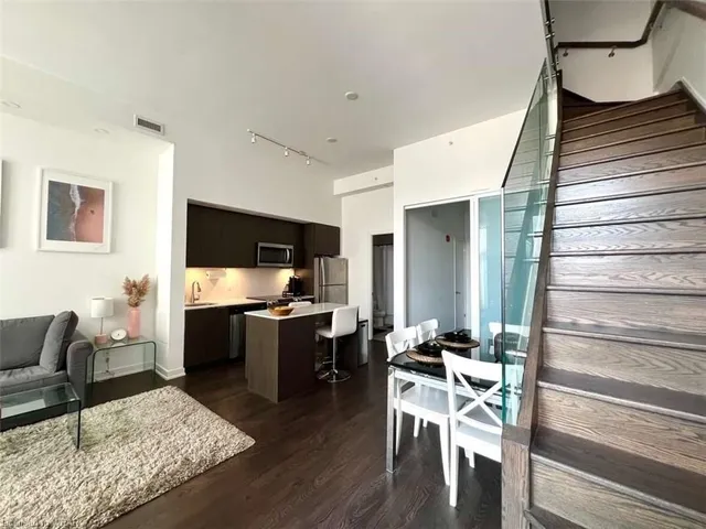 Additional image 6 of 5240 Dundas St Unit 203