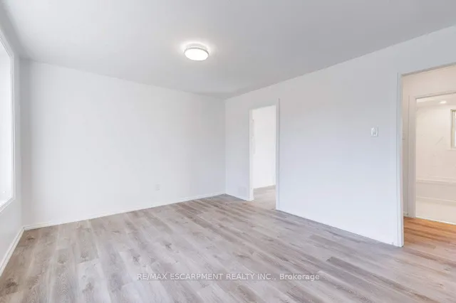 Additional image 5 of 453 Paling Ave