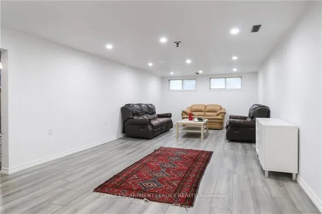 Additional image 34 of 298 SECOND Rd