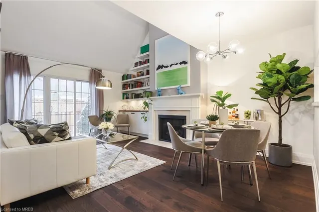 Additional image 25 of 1275 MAPLE CROSSING Blvd Unit 14