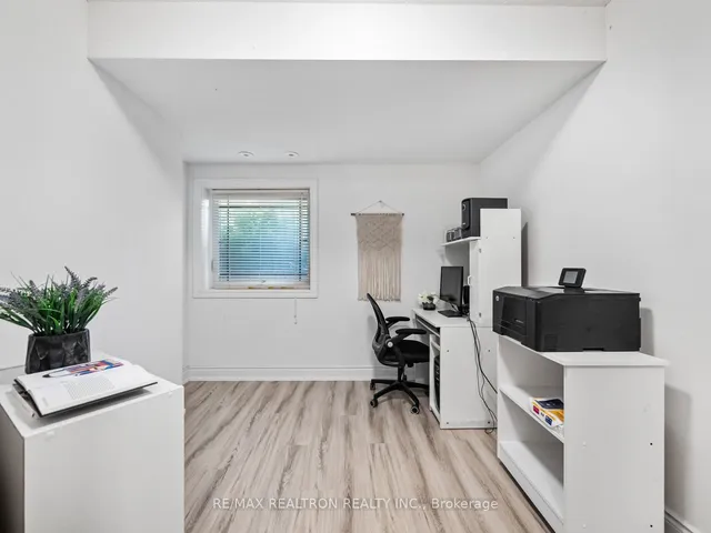 Additional image 23 of 420 Kenneth Ave Unit 4