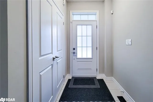 Additional image 4 of 445 Ontario Street South St Unit 2