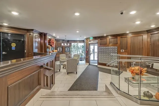 Additional image 5 of 1237 NORTH SHORE Blvd Unit 407