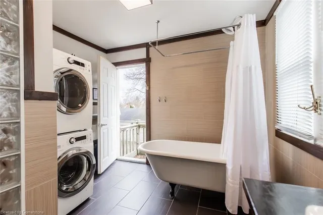 Additional image 22 of 60 Lake Avenue Dr