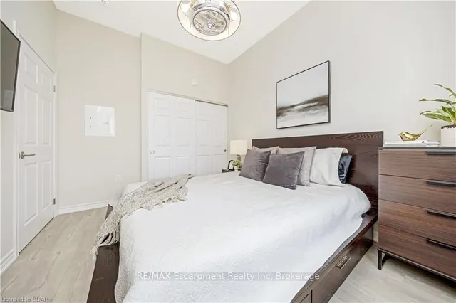 Additional image 16 of 716 MAIN STREET EAST Unit 1109