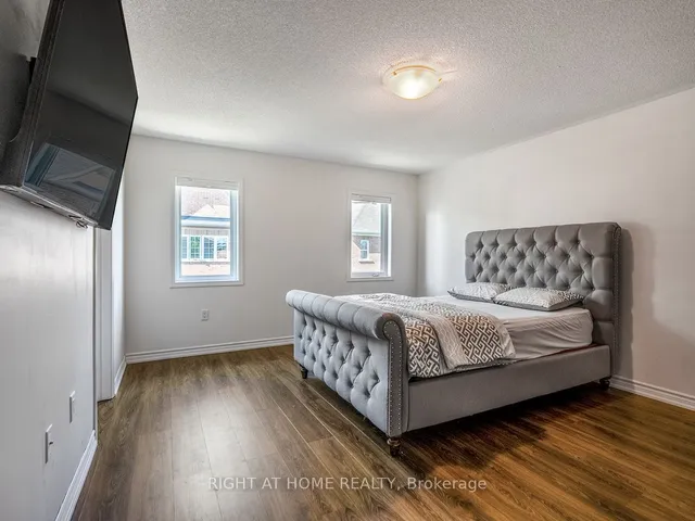 Additional image 24 of 653 Langholm St