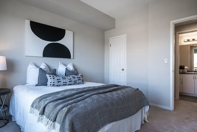 Additional image 25 of 3497 UPPER MIDDLE Rd Unit 409