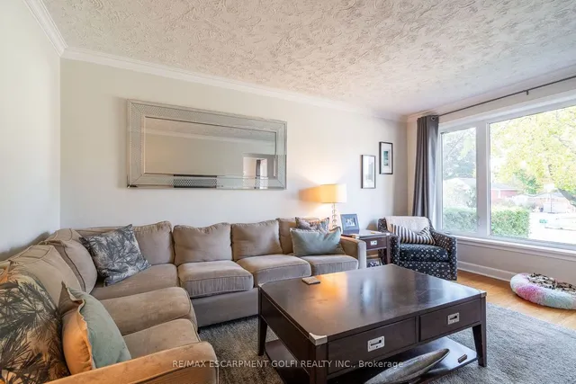 Additional image 5 of 2290 Woodward Ave