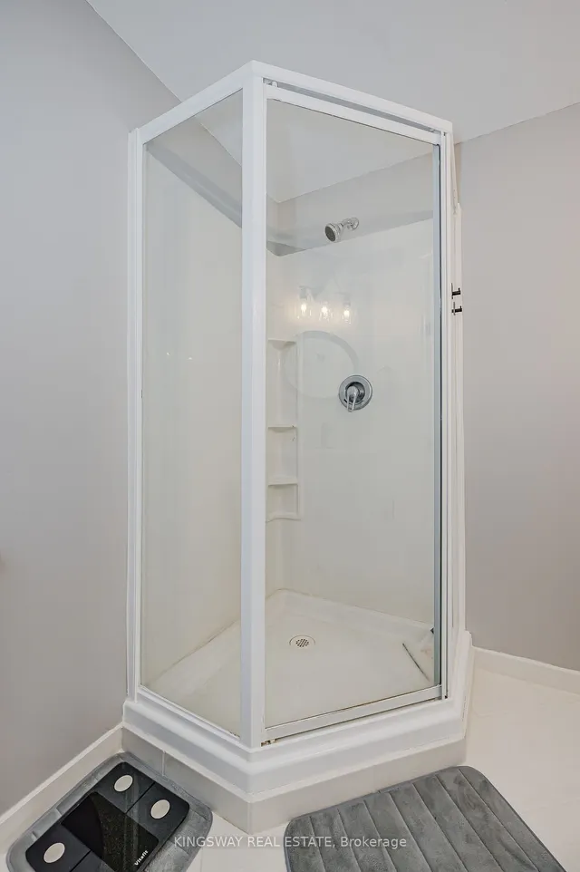 Additional image 25 of 21 Longview Rd