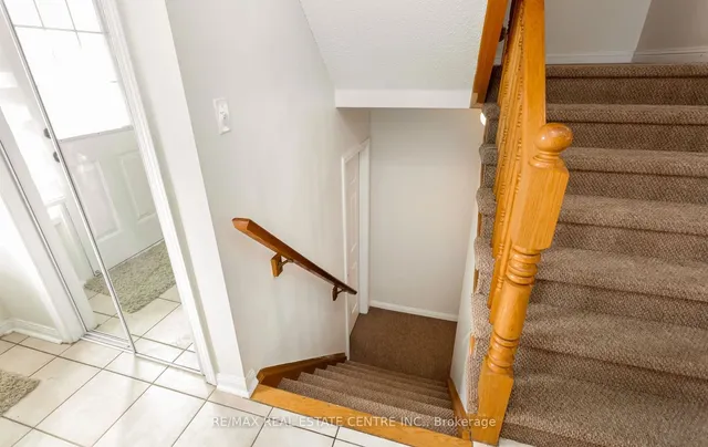 Additional image 15 of 1096 Barclay Circ