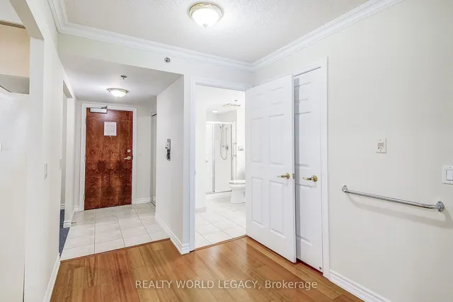 Additional image 12 of 100 Burloak Dr Unit 1308