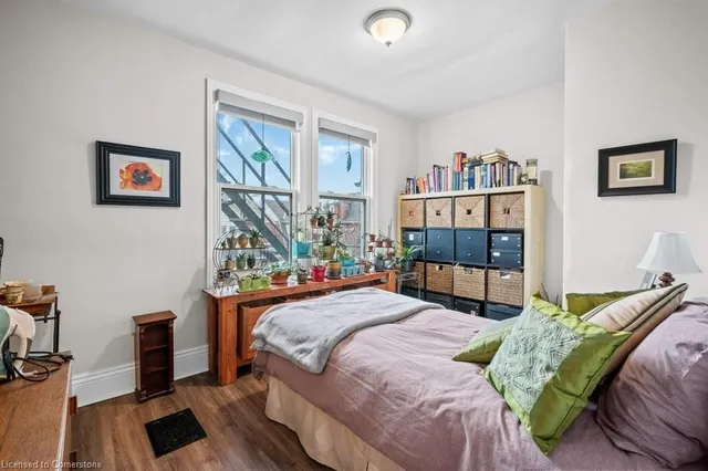 Additional image 16 of 95 Spadina Ave