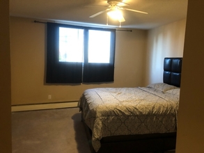 Additional image 3 of 307 - 10045 117 St