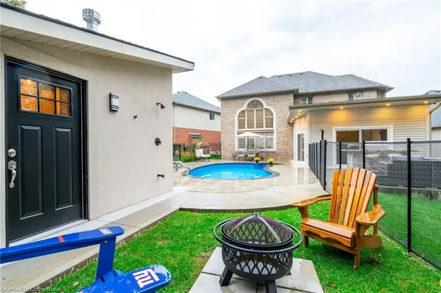 Additional image 45 of 12 Cowper Crt