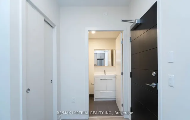 Additional image 6 of 212 King William St Unit 908