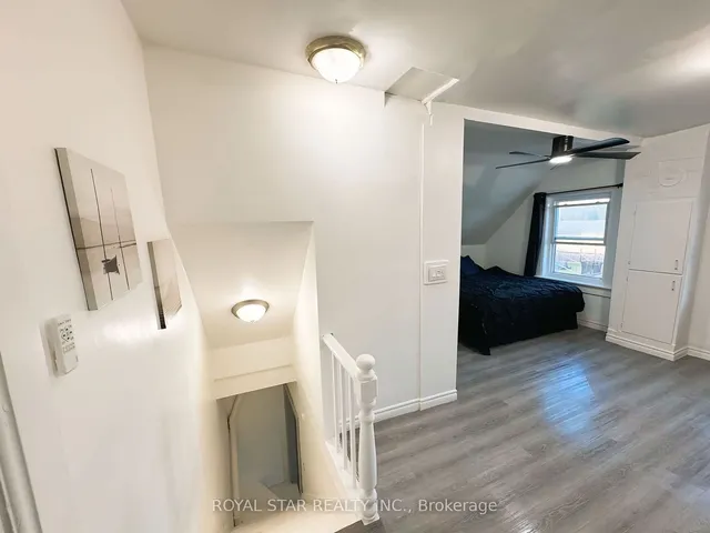 Additional image 12 of 240 Freelton Rd