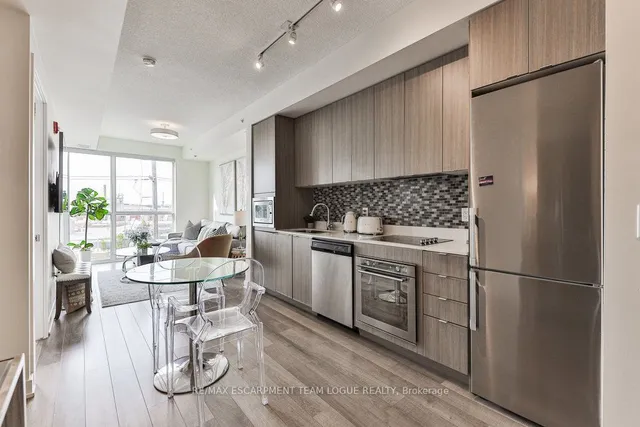 Additional image 8 of 5230 Dundas St Unit A527