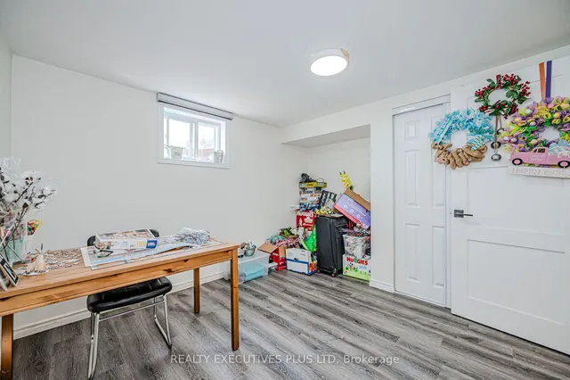 Additional image 28 of 115 Lynbrook Dr