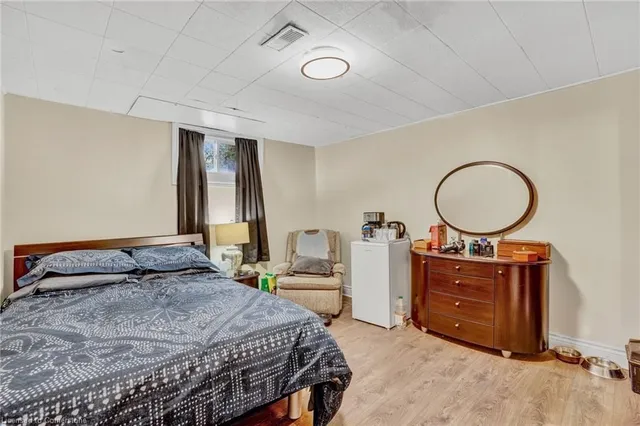 Additional image 23 of 70 Gainsborough Rd