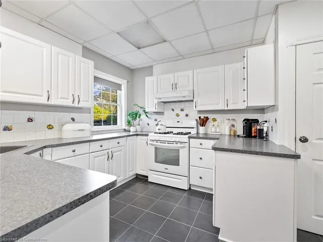 Additional image 12 of 124 Eastbourne Ave