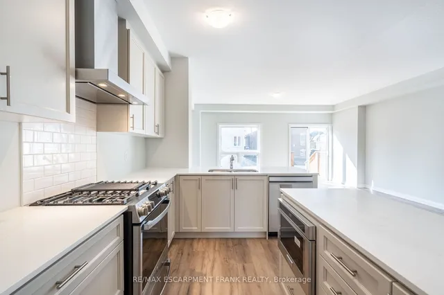 Additional image 17 of 237 Lormont Blvd