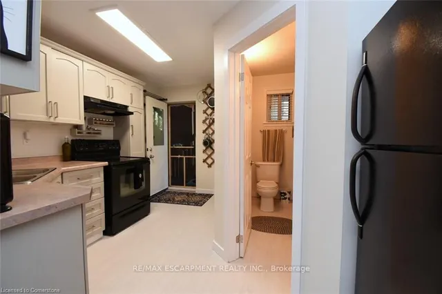 Additional image 9 of 356 Hunter St Unit 10