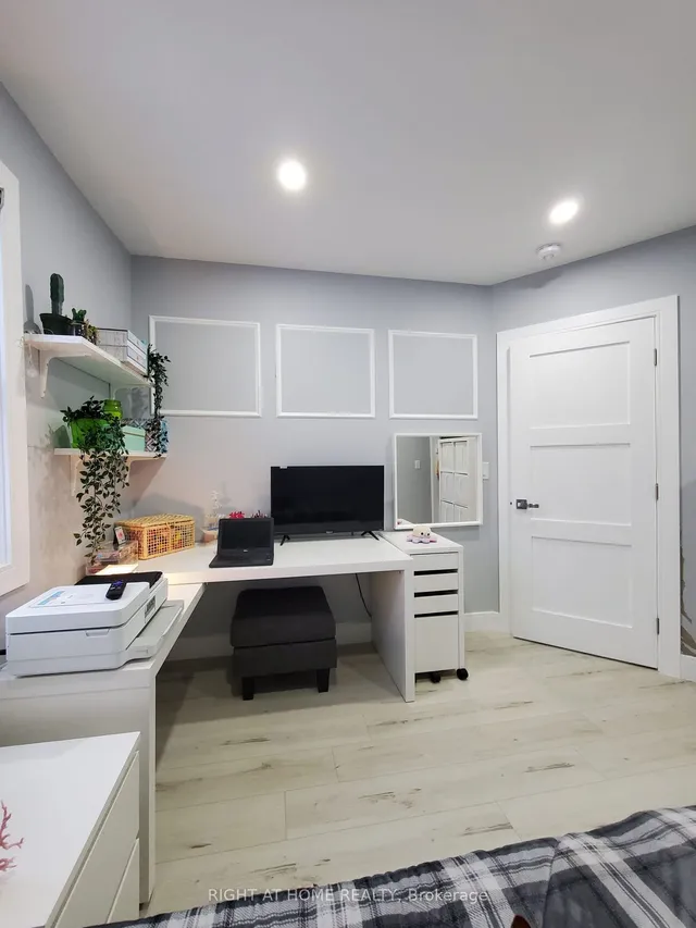 Additional image 23 of 53 Regent Rd