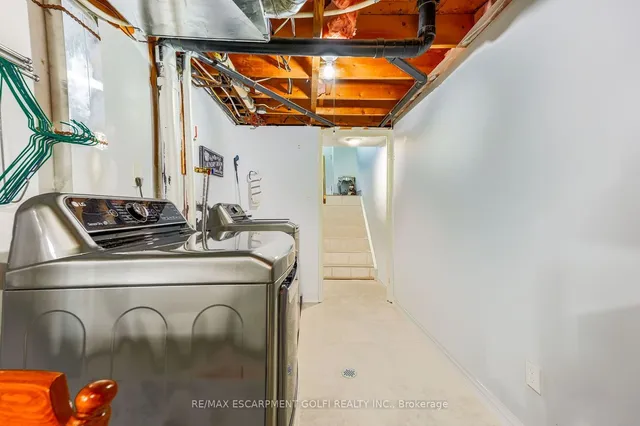 Additional image 7 of 202 LAVINA Cres Unit 10