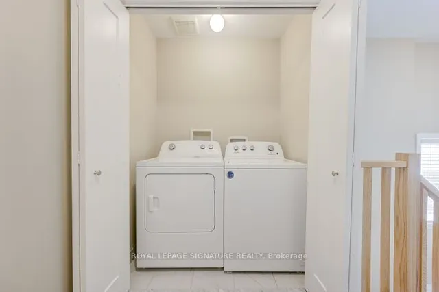 Additional image 30 of 114 Laguna Village Cres