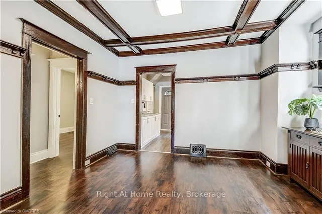 Additional image 9 of 183 ROSSLYN Ave