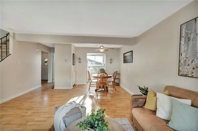 Additional image 5 of 161 Berkindale Dr Unit 5