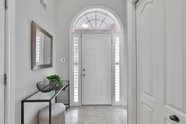 Additional image 5 of 289 PLAINS Rd Unit 24