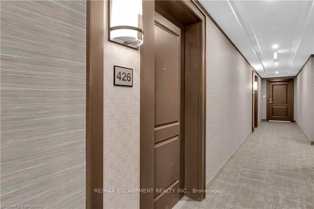 Additional image 8 of 460 Dundas St Unit 426