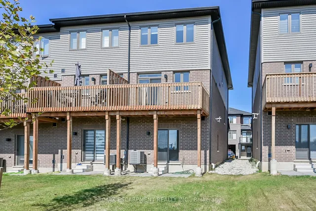 Additional image 38 of 61 Soho St Unit 42