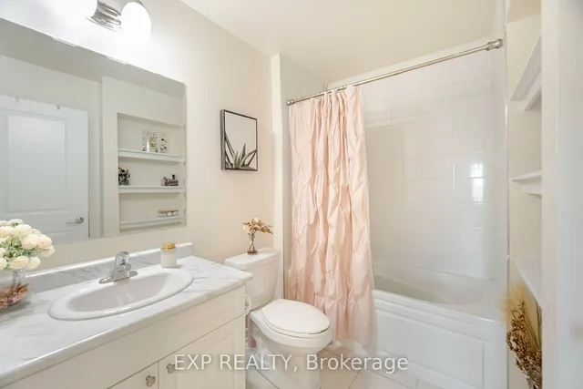 Additional image 31 of 106 Lemieux Crt