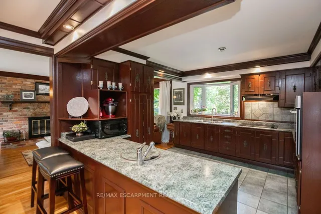 Additional image 9 of 341 Clarendon Dr