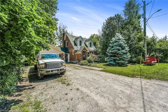 Additional image 2 of 2156 15 Side Rd