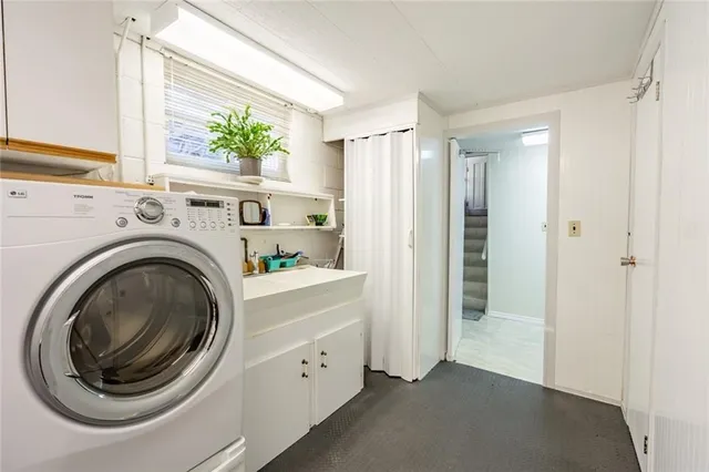 Additional image 36 of 2434 EILEEN Dr