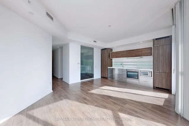 Additional image 10 of 45 Charles St Unit 1701