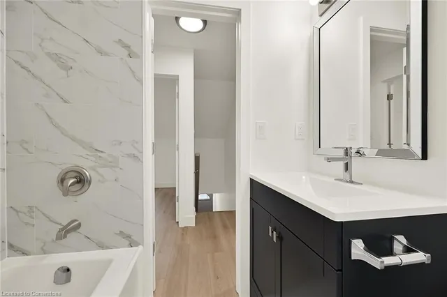 Additional image 25 of 546 Woodward Ave