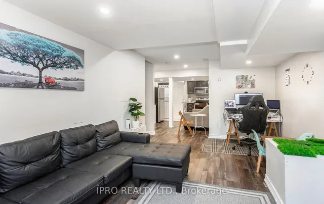Additional image 32 of 447 Harkin Pl
