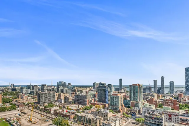 Additional image 29 of 47 Mutual St Unit 2702