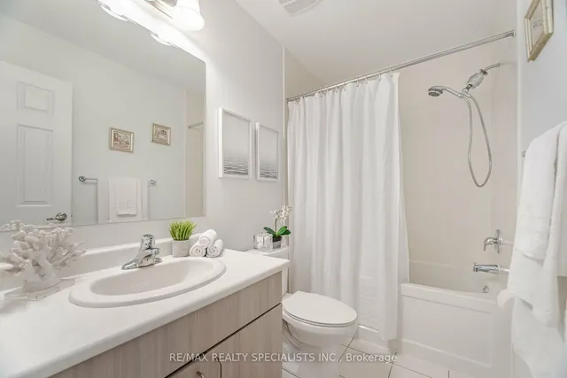 Additional image 16 of 1629 Gainer Cres