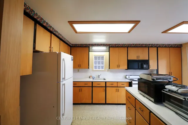 Additional image 6 of 37 Church St