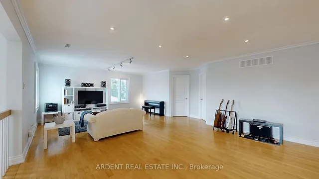 Additional image 16 of 265 Acton Ave