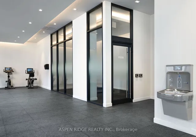 Additional image 20 of 9 TECUMSETH St Unit 721