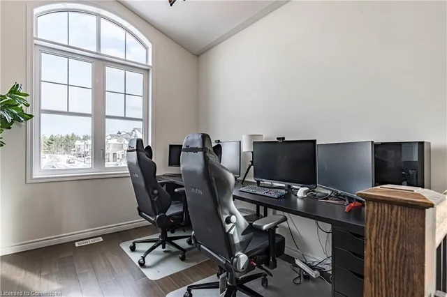 Additional image 17 of 189 Stillwater Cres