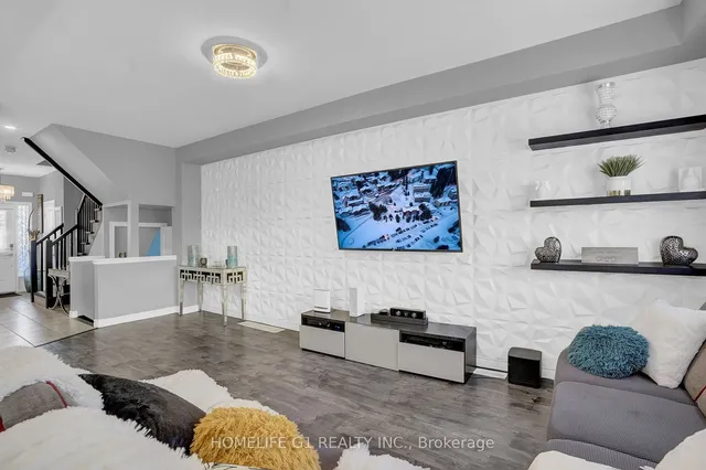 Additional image 11 of 158 Kinsman Dr