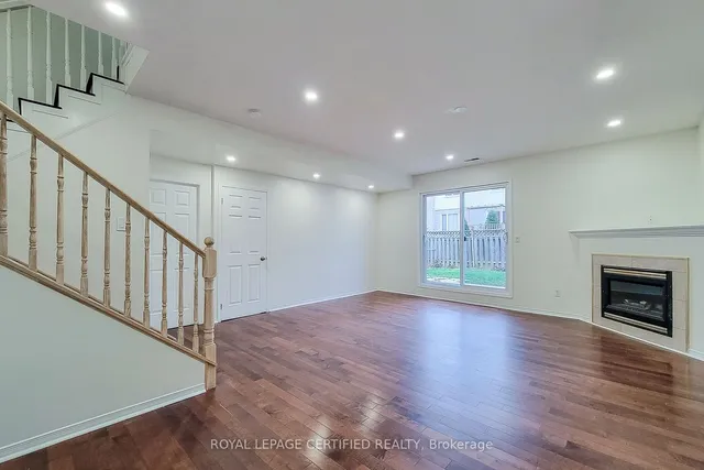 Additional image 35 of 482 Berkindale Dr